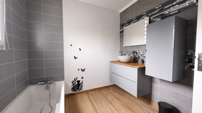 Vente Maison MONTCARRA - 4 pièces -119 m² - (38890)
