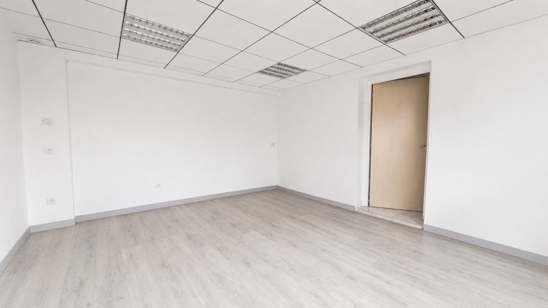 Vente Local commercial CORBELIN - -  53 m² - (38630)