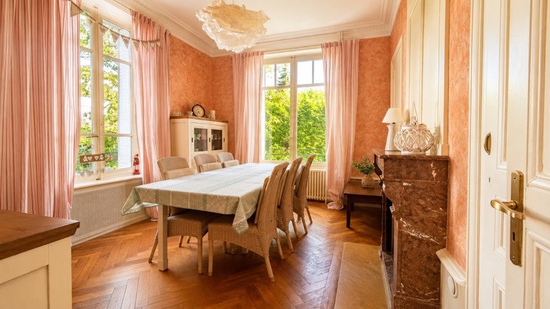Vente Maison LA TOUR DU PIN - 5 pièces -147 m² - (38110)