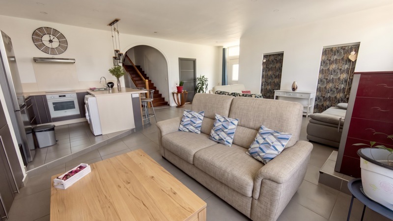 Vente Maison MONTFERRAT - 7 pièces -200 m² - (38620)