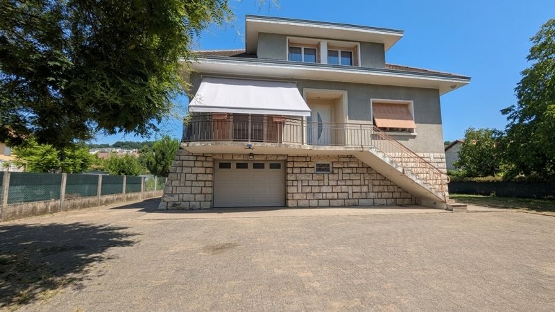 Vente Maison LA TOUR DU PIN - 5 pièces -163 m² - (38110)