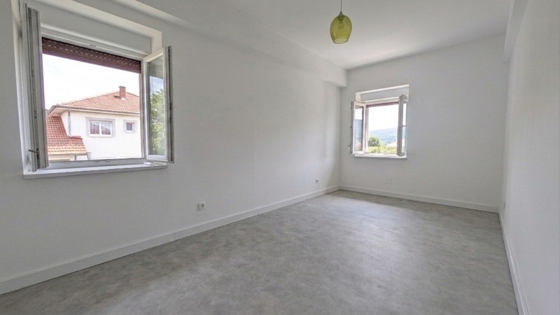 Vente Maison LE PONT DE BEAUVOISIN - 5 pièces -124 m² - (38480)