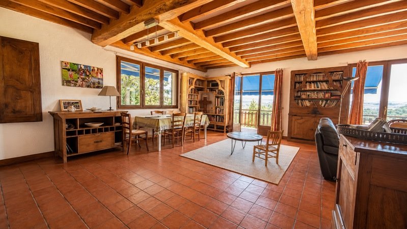 Vente Maison LA TOUR DU PIN - 8 pièces -215 m² - (38110)