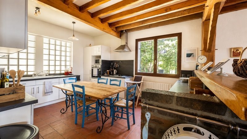 Vente Maison LA TOUR DU PIN - 8 pièces -215 m² - (38110)