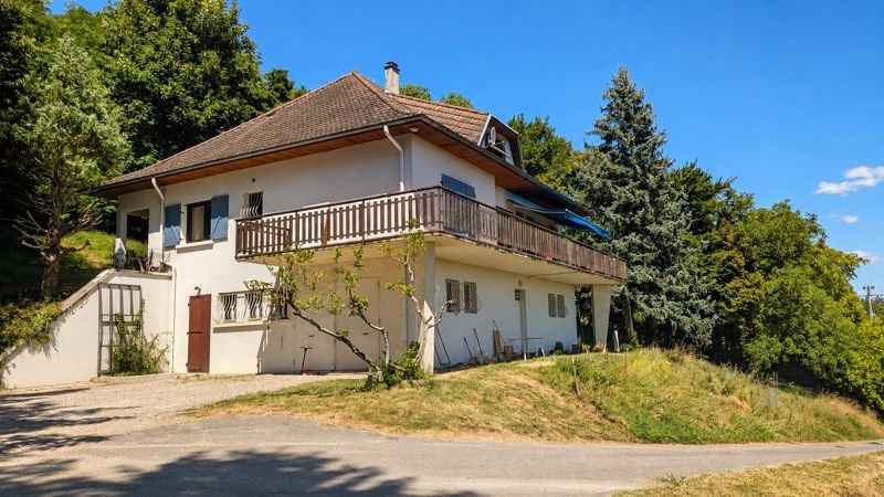 Vente Maison LA TOUR DU PIN - 8 pièces -215 m² - (38110)