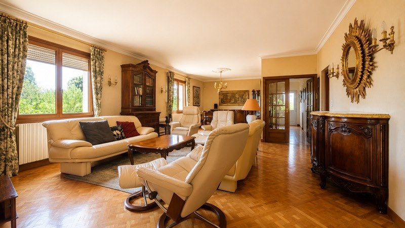 Vente Maison LES ABRETS EN DAUPHINE - 7 pièces -239 m² - (38490)