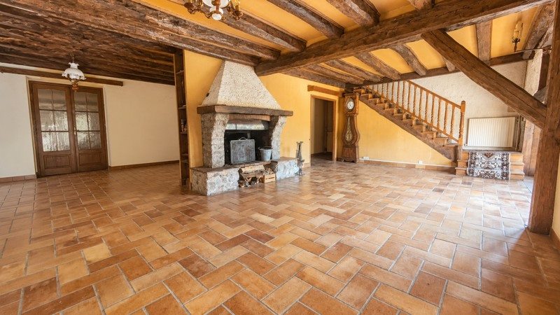 Vente Maison MASSIEU - 4 pièces -198 m² - (38620)