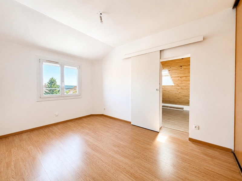 Vente Maison VAULX MILIEU - 5 pièces -98 m² - (38090)