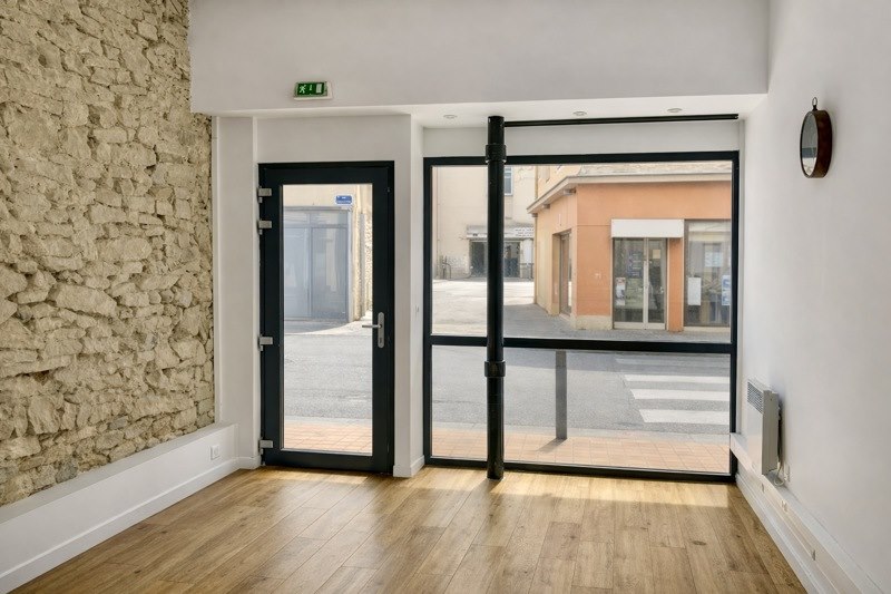Vente Local commercial BOURGOIN JALLIEU - -  25 m² - (38300)