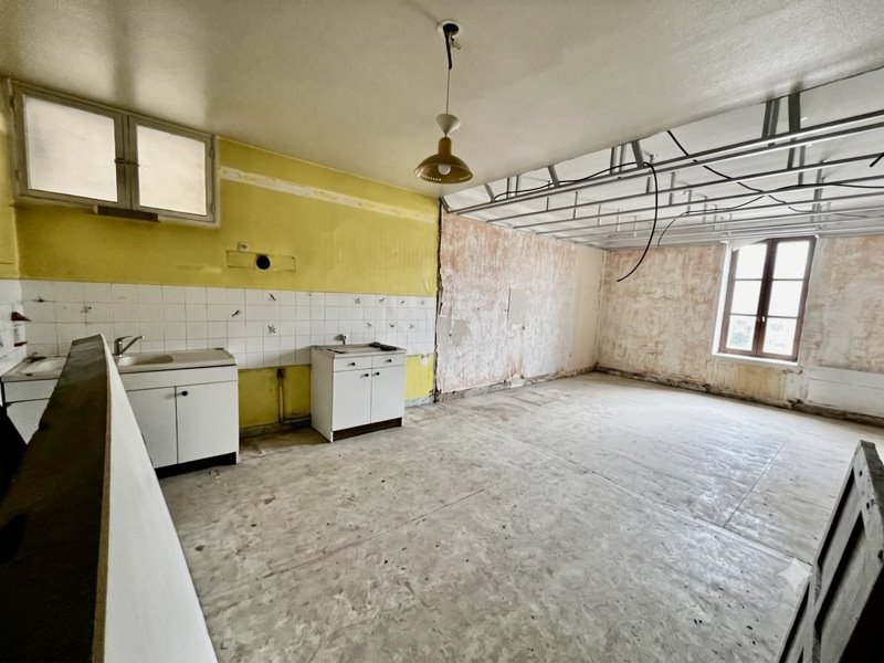 Vente Maison ST VICTOR DE CESSIEU - 7 pièces -205 m² - (38110)