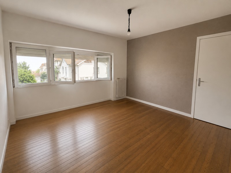 Vente Maison VAULX MILIEU - 5 pièces -161 m² - (38090)