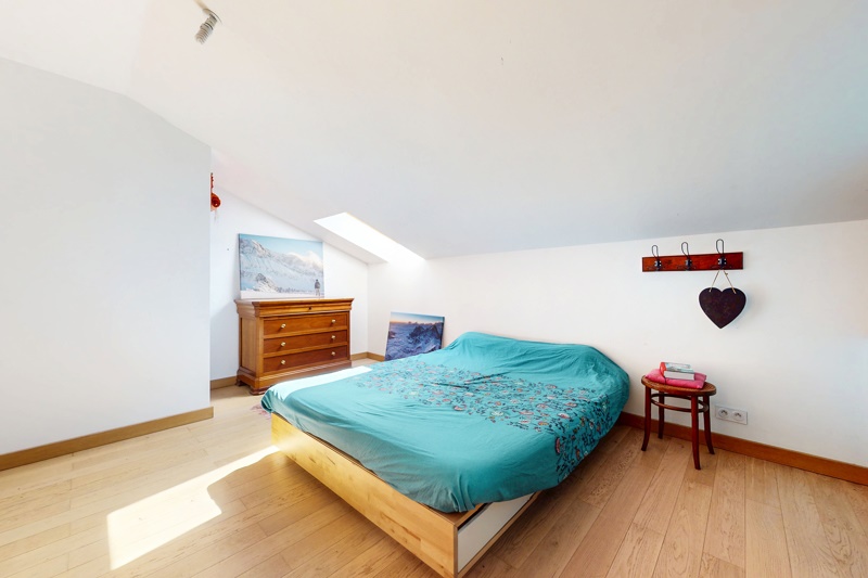 Vente Maison VILLAGES DU LAC DE PALADRU - 7 pièces -195 m² - (38730)