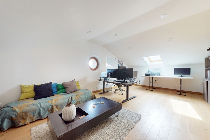 Vente Maison VILLAGES DU LAC DE PALADRU - 7 pièces -195 m² - (38730)
