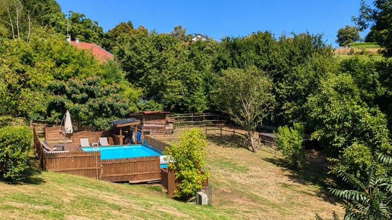Maison 9 pièces 260 m² · à Faverges-de-la-Tour · 260 m² · 550 000 €