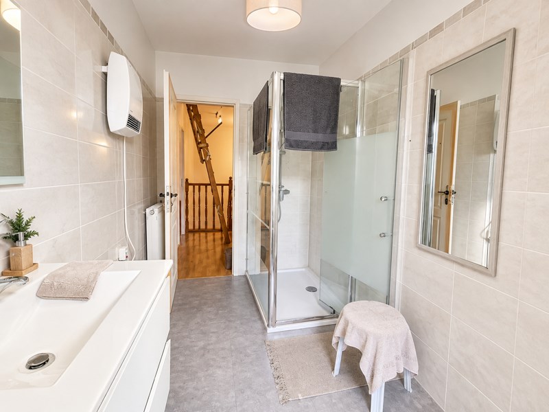 Vente Maison MONTALIEU VERCIEU - 4 pièces -115 m² - (38390)