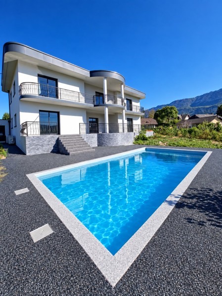 Maison 8 pièces 261 m² · à Chambéry · 261 m² · 1 442 000 €