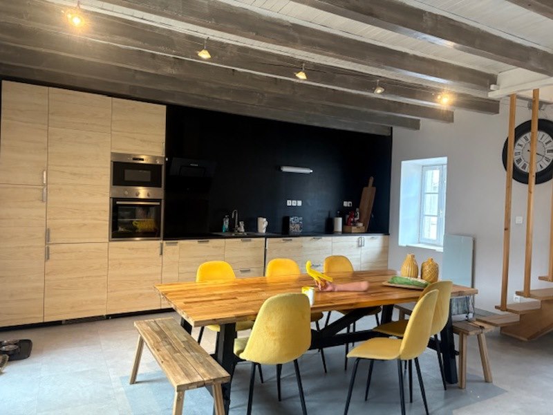 Vente Maison MONTALIEU VERCIEU - 5 pièces -145 m² - (38390)