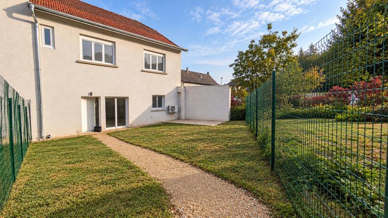 Maison 4 pièces 80 m² · à Pressins · 80 m² · 212 900 €