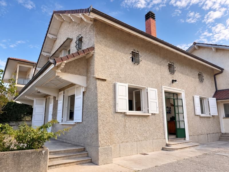Maison 5 pièces 161 m² · à Vaulx-Milieu · 161 m² · 299 000 €