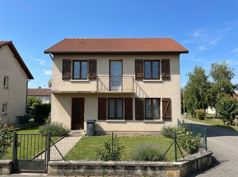 Maison 4 pièces 124 m² · à Aoste · 124 m² · 239 000 €