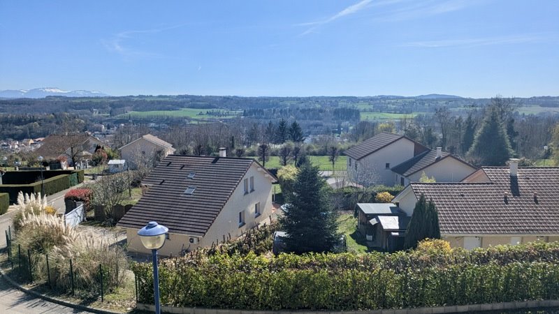 Vente Maison LA TOUR DU PIN - 5 pièces -137 m² - (38110)
