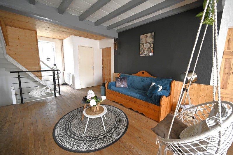 Vente Maison ORDONNAZ - 7 pièces -195 m² - (01510)