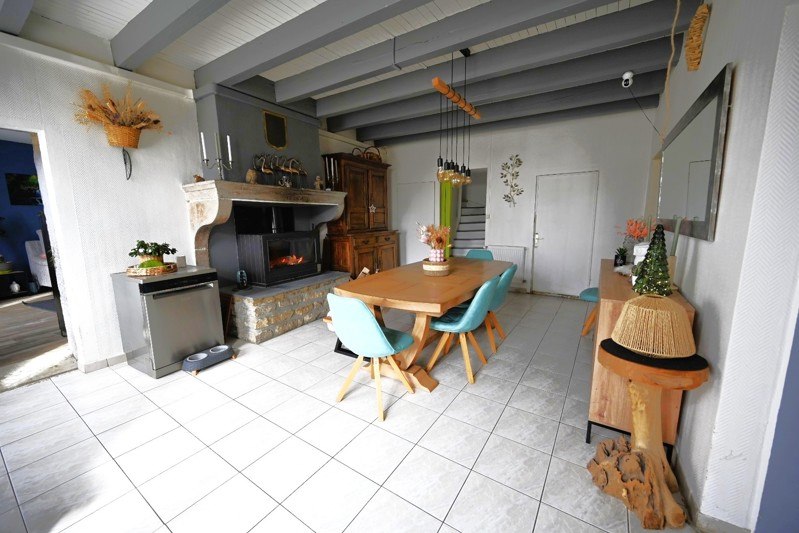 Vente Maison ORDONNAZ - 7 pièces -195 m² - (01510)