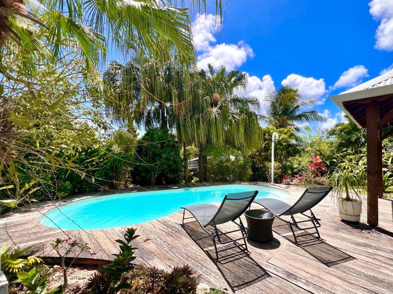 Vente Maison ST FRANCOIS - 8 pièces -251 m² - (97118)