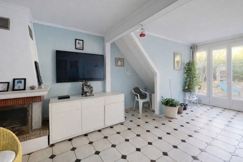Vente Maison PONTAULT COMBAULT - 5 pièces -151 m² - (77340)