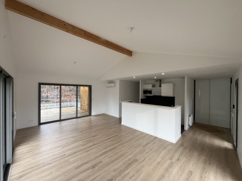 Vente Maison LE PIAN MEDOC - 5 pièces -98 m² - (33290)