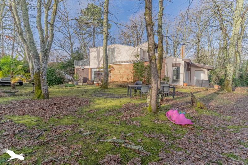 Vente Maison LE TAILLAN MEDOC - 7 pièces -188 m² - (33320)