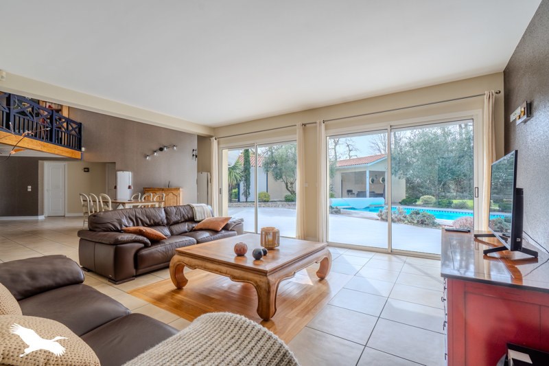 Vente Maison ARSAC - 6 pièces -186 m² - (33460)
