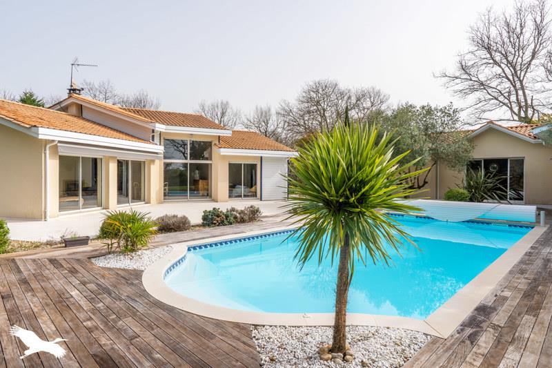 Vente Maison ARSAC - 6 pièces -186 m² - (33460)