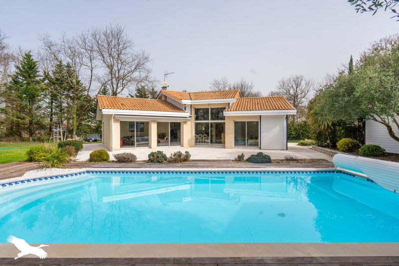 Vente Maison ARSAC - 6 pièces -186 m² - (33460)