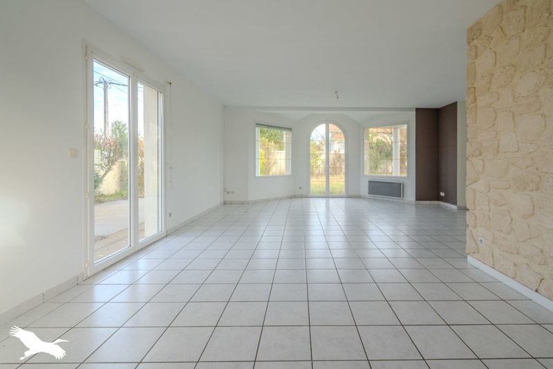 Vente Maison LE TAILLAN MEDOC - 6 pièces -123 m² - (33320)