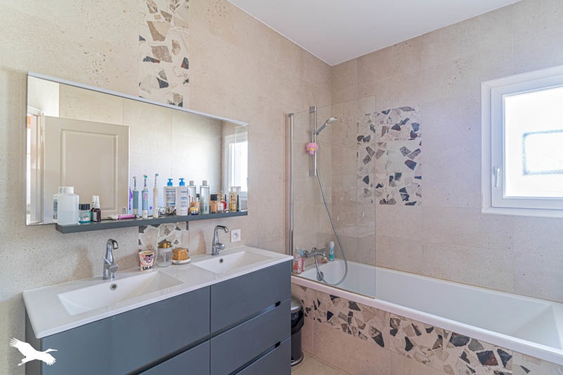 Vente Maison LE TAILLAN MEDOC - 6 pièces -145 m² - (33320)