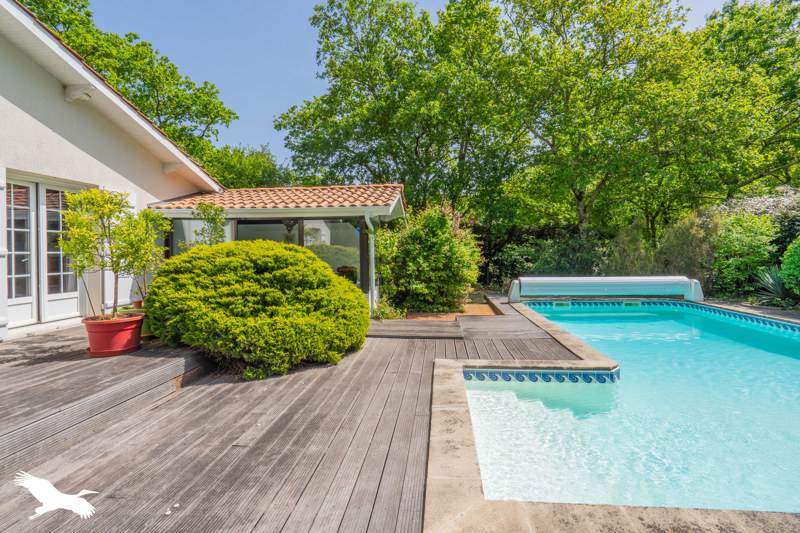 Vente Maison LE PIAN MEDOC - 6 pièces -172 m² - (33290)