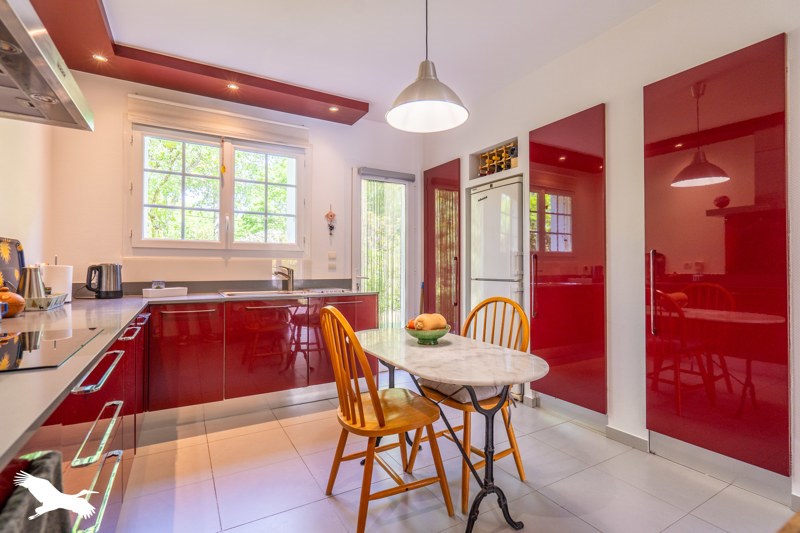 Vente Maison LE PIAN MEDOC - 6 pièces -172 m² - (33290)