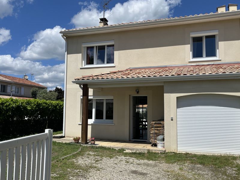 Vente Maison LE TAILLAN MEDOC - 4 pièces -95 m² - (33320)
