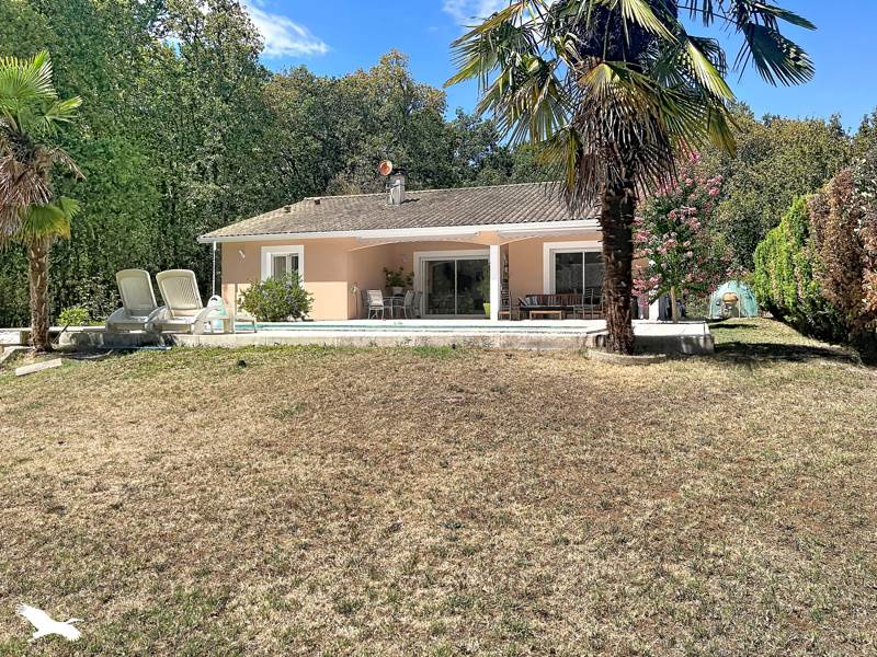 Vente Maison LE TAILLAN MEDOC - 5 pièces -145 m² - (33320)