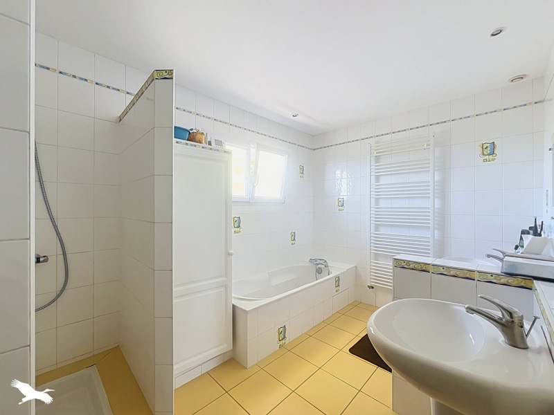 Vente Maison Le Taillan-Médoc - 5 pièces -132 m² - (33320)
