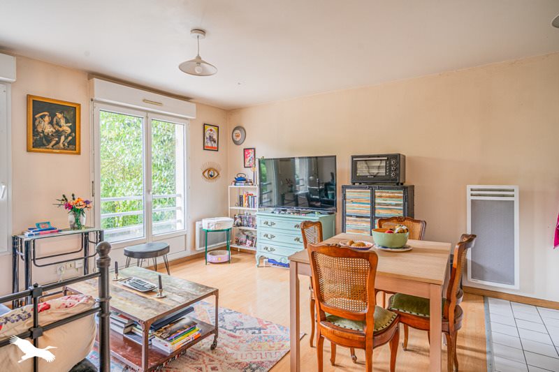 Vente Appartement BORDEAUX - 2 pièces -42 m² - (33300)