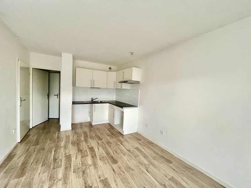 Vente Appartement LE HAILLAN - 3 pièces -64 m² - (33185)