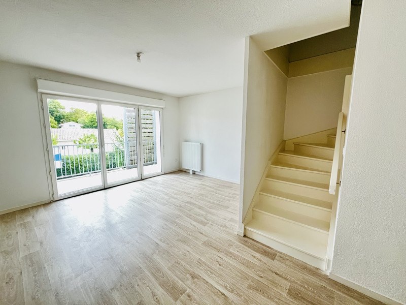 Vente Appartement LE HAILLAN - 3 pièces -64 m² - (33185)