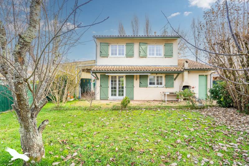 Vente Maison LE HAILLAN - 5 pièces -100 m² - (33185)