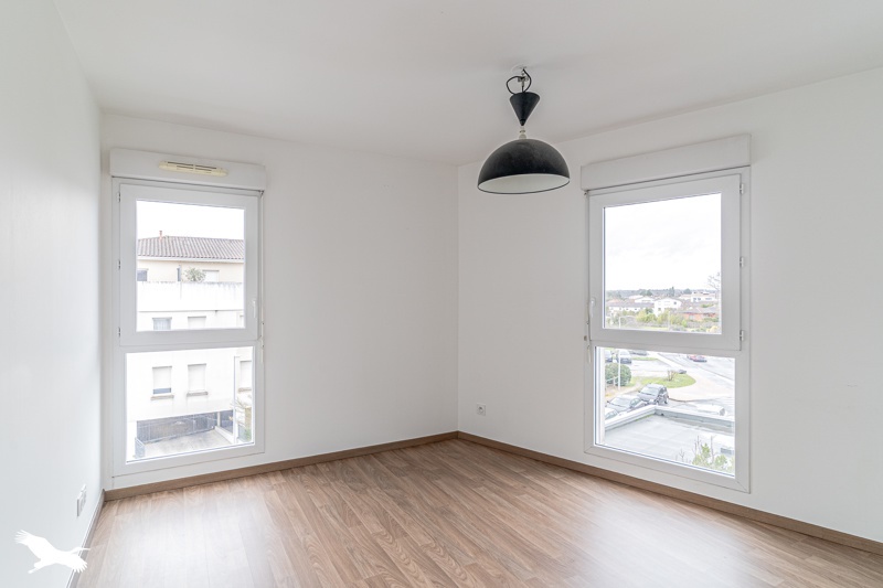 Vente Appartement LE HAILLAN - 6 pièces -86 m² - (33185)