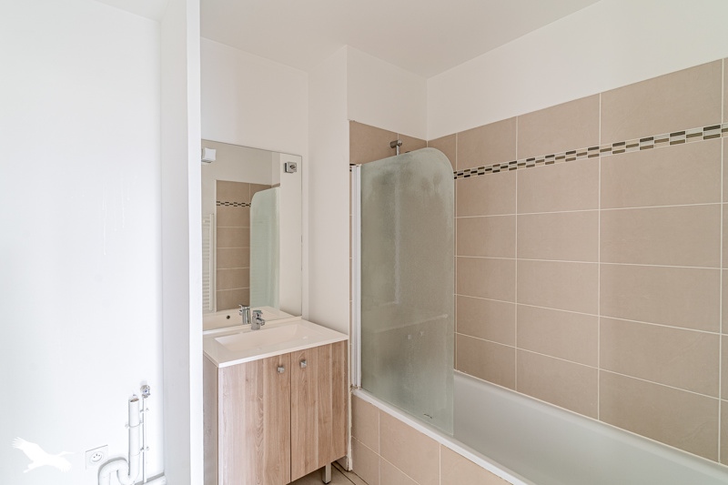 Vente Appartement LE HAILLAN - 6 pièces -86 m² - (33185)