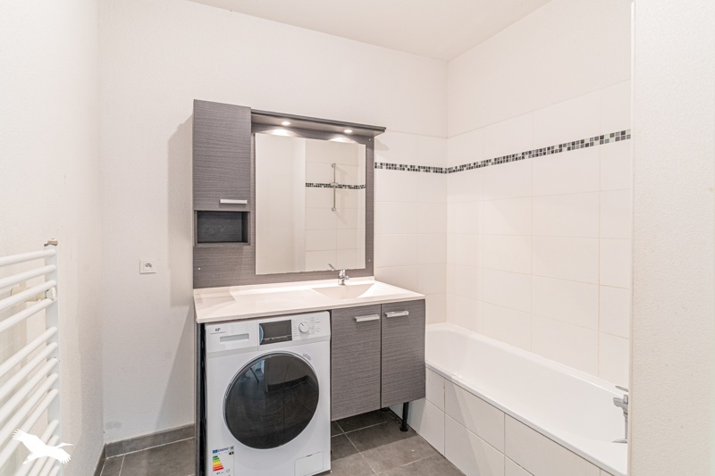 Vente Appartement LE HAILLAN - 3 pièces -62 m² - (33185)