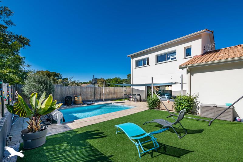 Vente Maison LE HAILLAN - 6 pièces -131 m² - (33185)