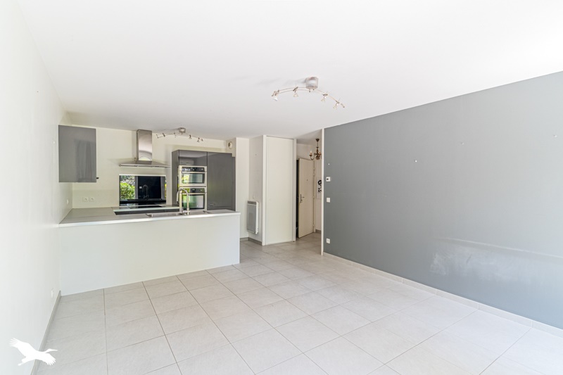 Vente Appartement LE HAILLAN - 3 pièces -60 m² - (33185)